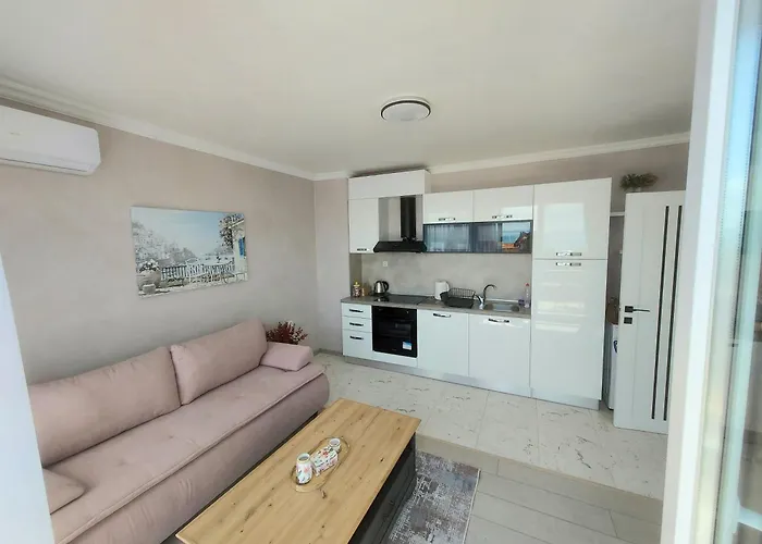 Апартамент Sofi's Harmony Бургас